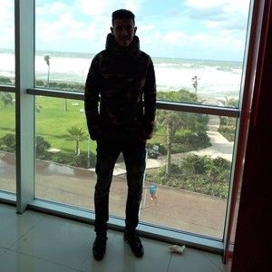 Meet your Posher, Zakariya